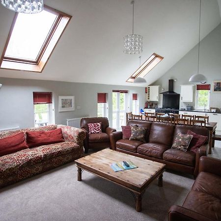 Wellstone Cottages - Honey Coach House Llanfyrnach Exterior foto